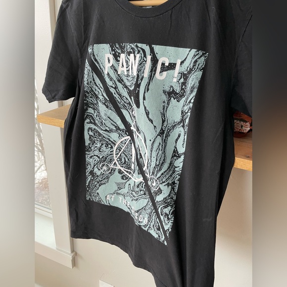 Vintage Y2K Panic At The Disco Black Seafoam Mint Blue Green Print Concert Tee M - Picture 6 of 6